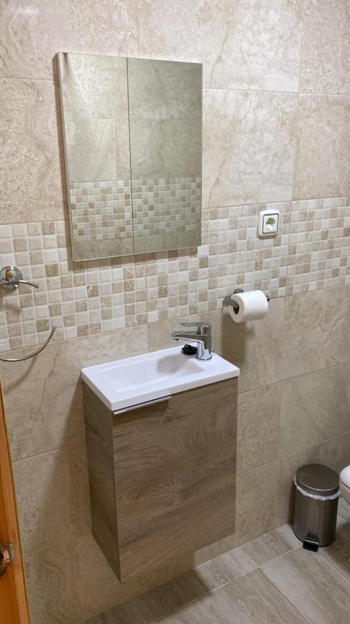 Habitacion Grande Con Bano Privado En Coin A 30Km De La Playa 외부 사진