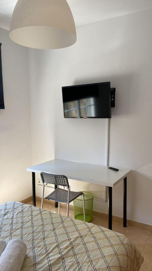Habitacion Grande Con Bano Privado En Coin A 30Km De La Playa 외부 사진